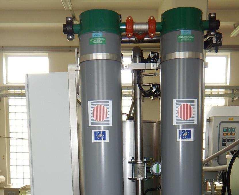 K dávkování H2O2 před UV reaktor je použito peristaltické čerpadlo zajištující rovnoměrný přítok peroxidu vodíku do odpadní vody.