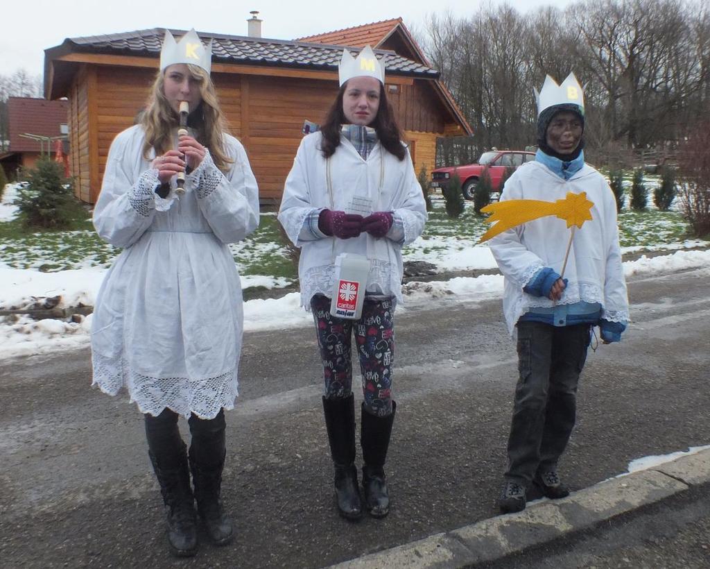 Tříkrálová sbírka Tříkrálová sbírka 2015, pořádaná Farní charitou Rychnov nad Kněžnou, proběhla ve třicetí obcích, kde bylo do sto šestnácti pokladniček vybráno Kč 601 989,--.