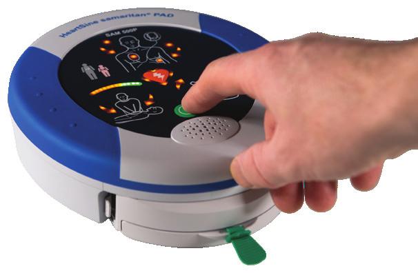 Používání přístroje samaritan PAD Používání přístroje HeartSine samaritan PAD Postupujte podle těchto kroků při používání vašeho AED, který vám bude dávat hlasové pokyny krok za krokem.