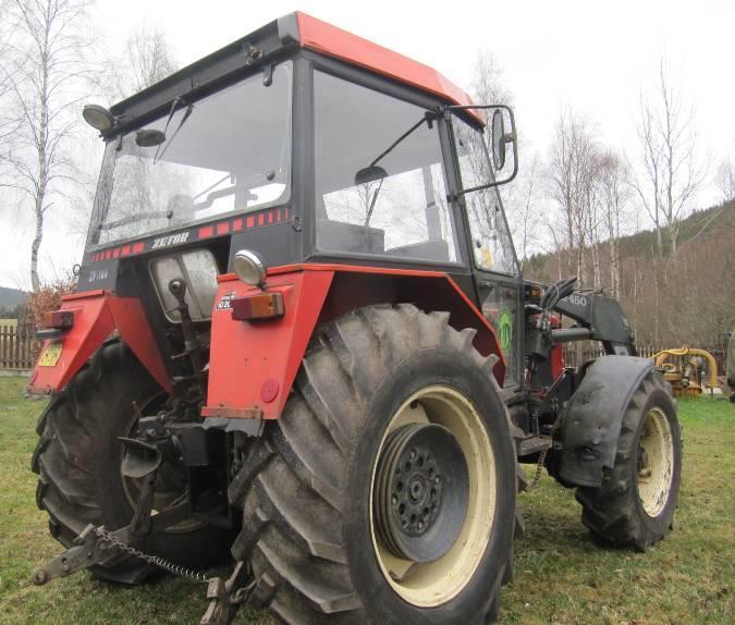 Motor spotřeba oleje, nepravidelný chod teče olej okolo víka rozvodů, netěsnost hlav únik oleje okolo vík ventilů, netěsnost chladiče, motor tlakuje do vody 