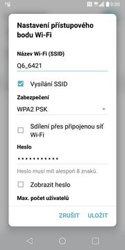 Vymyslíte si přístupové heslo do Wi-Fi hotspotu a ťuknete na ULOŽIT.