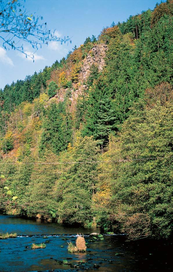 Okres Îìár nad Sázavou n georeliéf. Stfiední v ka území okresu je 56 m n. m. (coï je více neï stfiední v ka âeskomoravské vrchoviny 52 m n. m.).