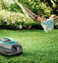 Funkce startu na dálku vám umožňuje rozhodnout, jak často bude vaše robotická sekačka sekat trávu na těžce dostupných místech zahrady.