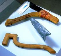 soubor nástrojů + nůž peseškaf v podobě vlaštovčího ocasu Od OK po řecko-římské období