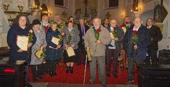 Program pokračoval v našem kostele slavnostním proslovem starosty obce Pavla Svobody a předsedkyní Spolku seniorů paní Jany Kadlecové. Dále byla předána ocenění "Čestný občan Lipové".