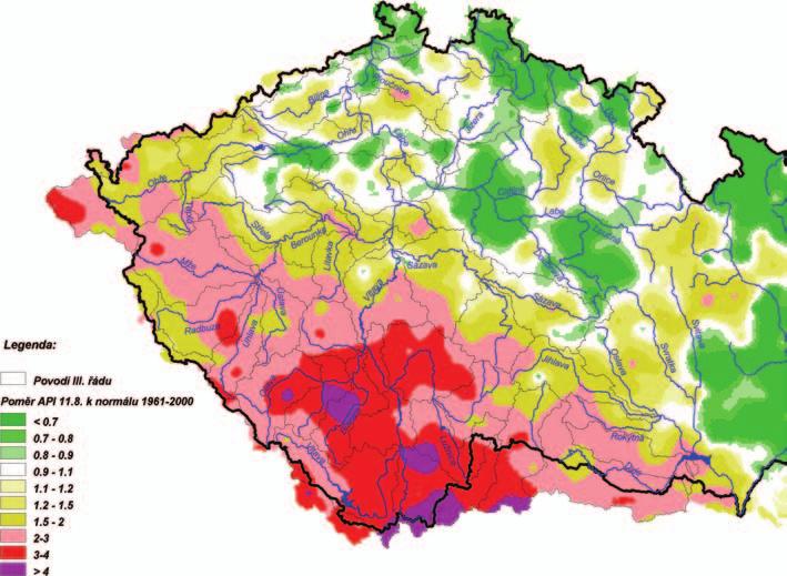 časově vzdálenějších srážek má nižší váhu, která se určuje na základě exponenciálního zákona o vyčerpávání vody z povodí.