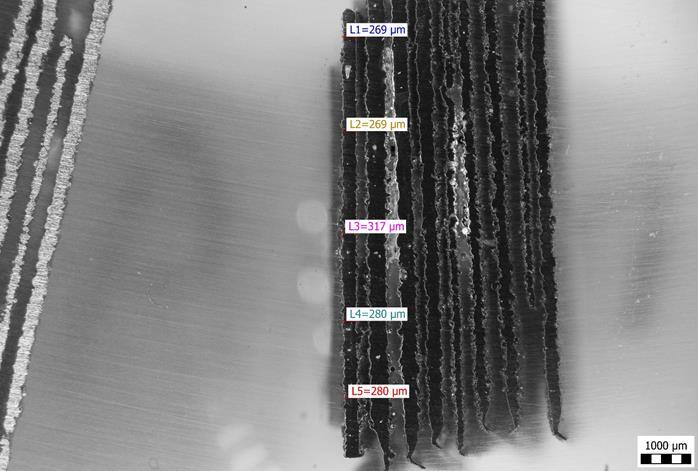 Vzorky byly po odstranění podpor zkoumány na optickém profilometru Bruker ContourGT-X8, konkrétně byla zjišťována drsnost povrchu na bočních stěnách. Poté byly vzorky zpracovány obvyklým způsobem. 4.