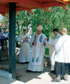 lázeňské sezoně světil prameny olomoucký arcibiskup Mons. Jan Graubner). V rozhovoru pro Všudybyl (v listopadu 2004) arcibiskup pražský Miloslav kardinál Vlk mj.