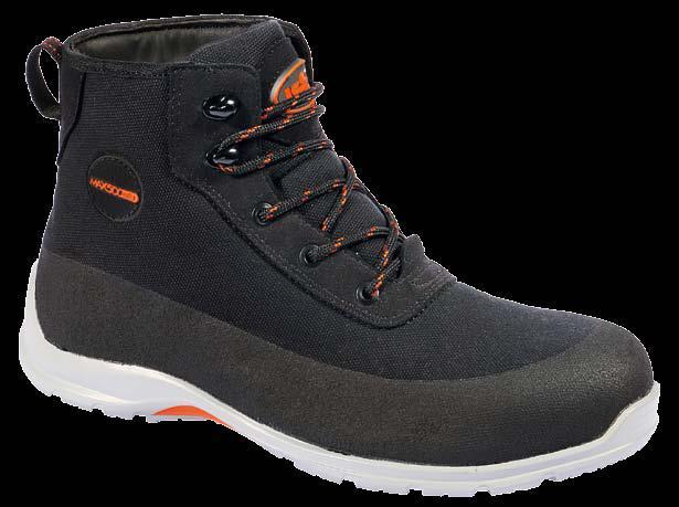 ISSA Max500 footwear are preferred by those who are looking for safety footwear as a priority lightness and flexibility.