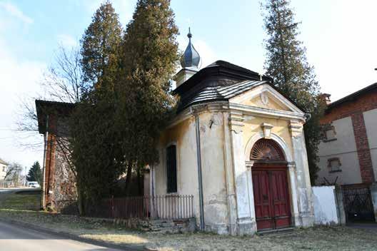 Bohatou malířskou výzdobu provedl v roce 1736 dosud málo známý broumovský malíř Johann Hausdorf. Doprovodný program prohlídek Kostel sv.