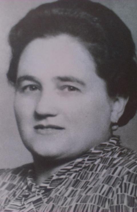 LII Příloha č. 18a Antonie Bartošová, fotka (Z. JELÍNEK, Operace Silver A, s. XIX.) Bartošova matka Antonie Bartošová, rozená Kuželová, se narodila v roce 1896.
