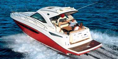 Hmotnost: 2 631 kg Motor: od 250 HP Sea Ray 265 Sundancer Cena: od 95 800 EUR