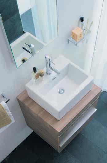 Čistá geometrie: Koupelnové keramické produkty living city hovoří jasným formálním jazykem, jsou oslavou moderních linií a v kombinaci se