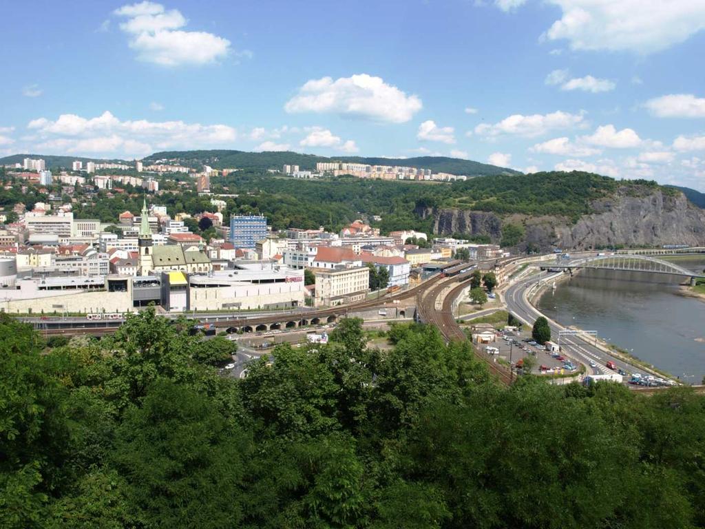 Tady jsme uctili památku posledních zavražděných mladých členů odbojové skupiny Předvoj.