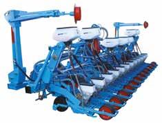 Centrální převodovka Minimální rozestup řádků (): cm Manuální znamenáky s radličkou Hydraulické znamenáky s diskem (verze s radličkou je také možná) Hydraulické znamenáky s diskem pro sklopné rámy