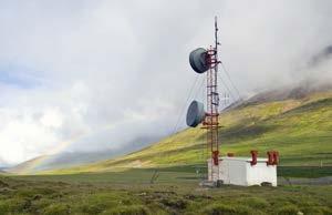 Ochrana DC i AC strany Ochrana signálových linek Antény a vysílače Přijímací a vysílací systémy jsou umisťovány na velice exponovaných místech, kde musí během své životnosti odolávat atmosférickým