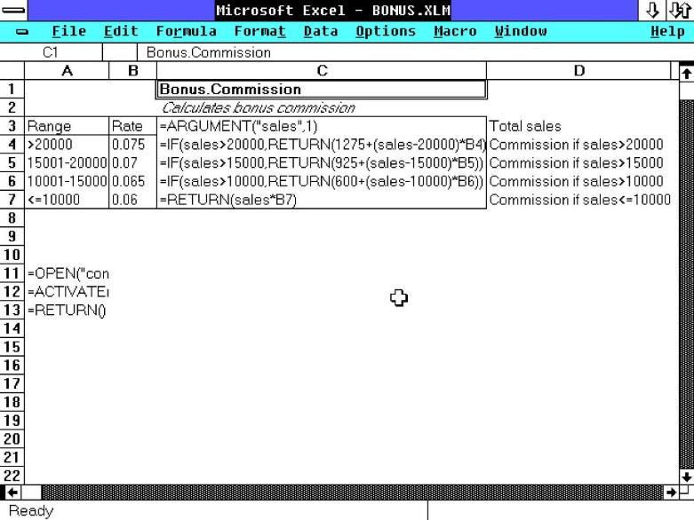 Excel 2 editor makra Obrázky získány z článku Anatoly Shashkina. Excel 3.0 Microsoft tuto verzi vydal v roce 1990. Byla to první plnohodnotná verze Excelu pro rozšiřující se systém Windows.