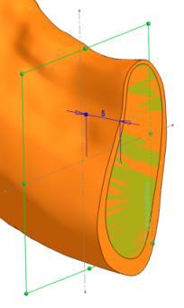 8: Řez modelem geometrie kosti.