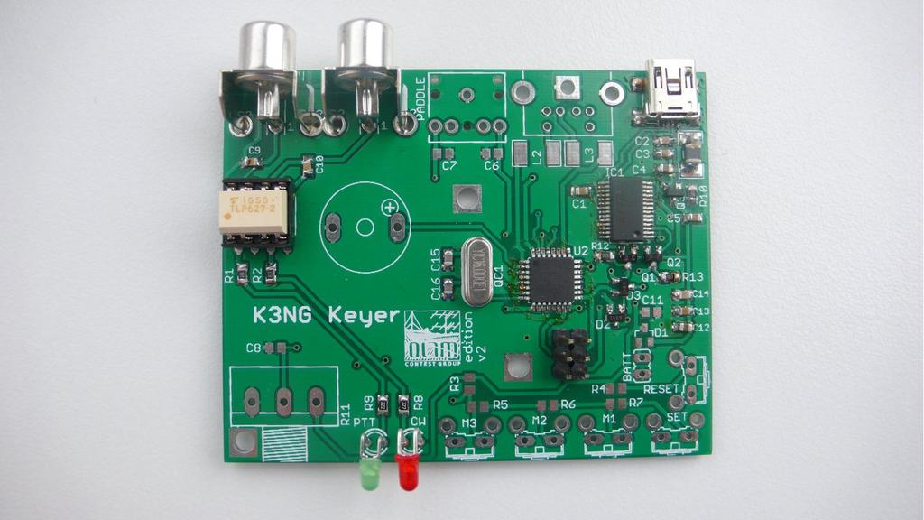 CW/PTT výstup přes DTR/RTS z FT232 zaletujte Q1, Q2, R12, R13, D2, D3, R8, R9 a CW/PTT LED diody připojte usb