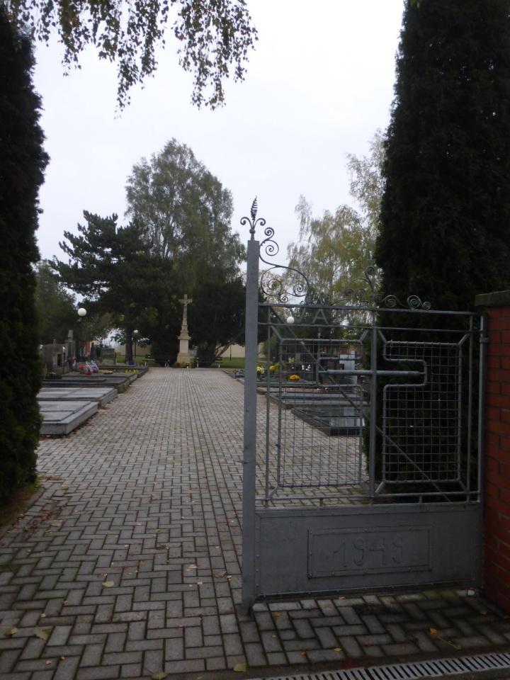 Hřbitov v