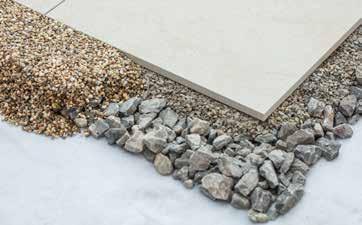 cm. V exteriéru před bytovými domy, úřady, školami je nutno použít schodovky Taurus Granit s rozměry 30 x 30 cm s reliéfním povrchem SR7, SRM nebo schodovky RAKO HOME s dostatečnou protiskluzností