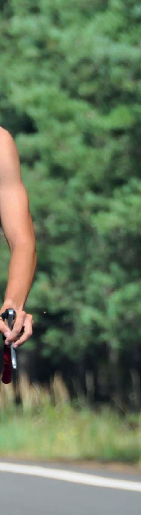 FOTO: PETR LHOTA S osobní zkušeností přichází reprezentant v dlouhém triatlonu a mnohonásobný účastník havajského Ironmana Petr Vabroušek: Plavání uvolní ztuhlé svalstvo a výrazně vylepší dechové