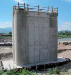 Pro pilíř P4, P5 a P6 bylo použito trvalé pažení stavebních jam štětovnicemi s ohledem na ochranu založení těchto pilířů proti případným účinkům proudící vody.