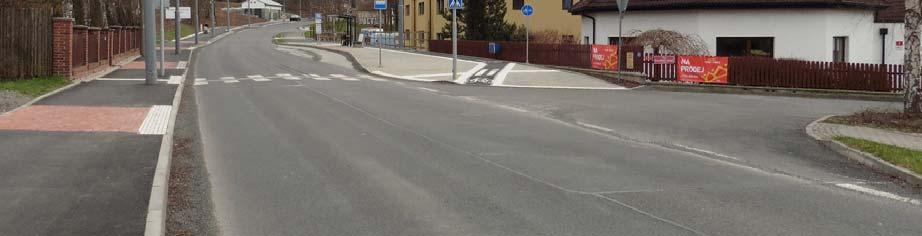 cyklisty se společným provozem (mezi křižovatkami s ulicemi K Plzenci a Přední cesta).