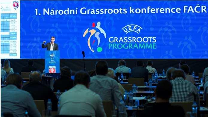 GRASSROOTS KONFERENCE FAČR Viz UEFA Grassroots Workshop (Lublaň 2016) Vždy 1x za 2 roky, 1 národní + 14 krajských Národní říjen