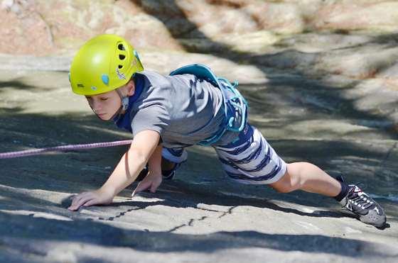 Datum: 14. 20. 8. 2017 Název: Climbing CAMP 2017 Místo: Janov nad Nisou a okolí Poč. úč.: 17 Poč. ved.