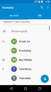 5 z 38 Založení nového kontaktu Kontakty. Nový kontakt přidáte stisknutím tlačítka se siluetou a +. 3. Dále stačí vyplnit potřebné údaje jako je telefonní číslo, jméno atd.