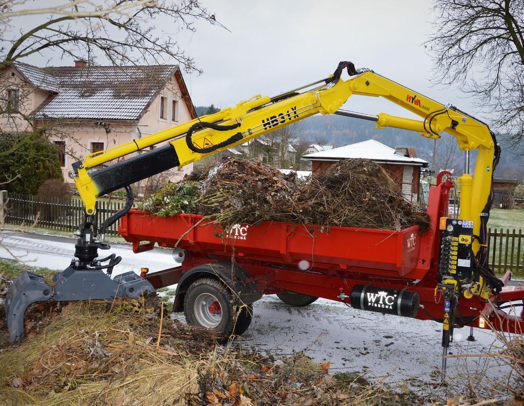 POZINKOVANÉ POVRCHY A B polyuretanový jednovrstvý NS (2k PUR) NS: U2218 je atestován pro nátěry zemědělské techniky - je hodnocen jako vyhovující pro krátkodobý styk s potravinami jednovrstvá barva