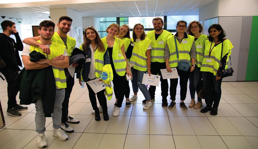 4. DENTÁLNÍ HYGIENISTKA Přijímací zkouška bude probíhat dne 14. 6. 2019 a má 1 kolo: 14. 6. 2019 - písemný test z biologie a chemie, přičemž z každého předmětu je 30 otázek, celkem tedy 60 otázek.