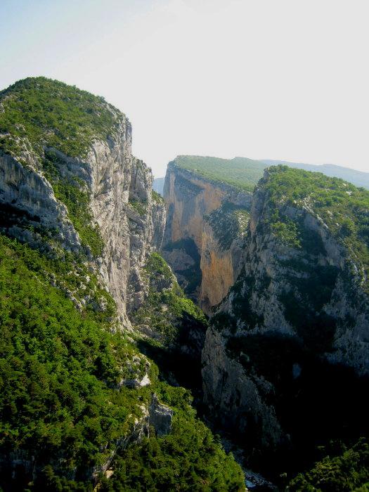 Point Sublime Jako první kaňon prozkoumal v r. 1905 francouzský geolog a speleolog E. A.