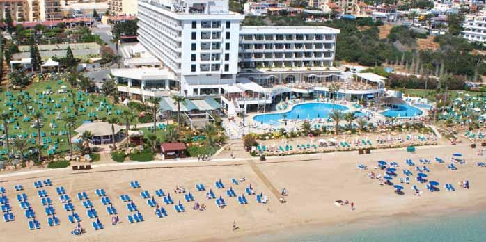 KYPR PROTARAS Sunrise Beach Hotel Polopenze / možnost dokoupení plné penze Pro páry I pro náročné Svozy na/z letiště Přímo u pláže Zábava na dosah Velmi oblíbený hotel se nachází v centru střediska