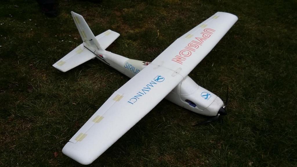 Letadlo s pevným křídlem Letoun MAVinci SIRIUS Pro s kamerou RICOH GR Digital