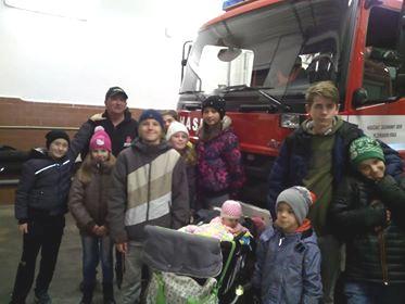 28. 11. 2018 I v tomto podzimním čase probíhají pod vedením Hanky Perniklové a Míši Kotlanové schůzky mladých hasičů a to každý čtvrtek od 17h v zasedací místnosti obecního úřadu.