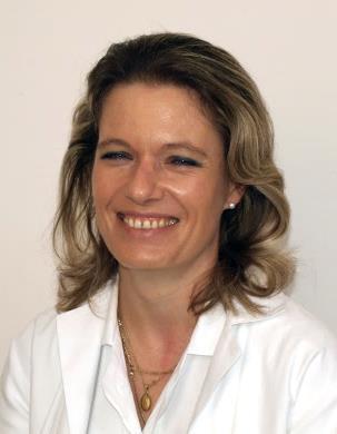OSTEOCENTRUM Vedoucí lékař MUDr. Olga Růžičková Oddělení Osteocentra pokračovalo v roce 2016 v diagnostice a léčbě nemocných s metabolickým onemocněním skeletu.