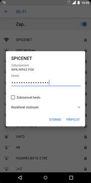 Telefon začne automaticky vyhledávat okolní Wi-Fi sítě.