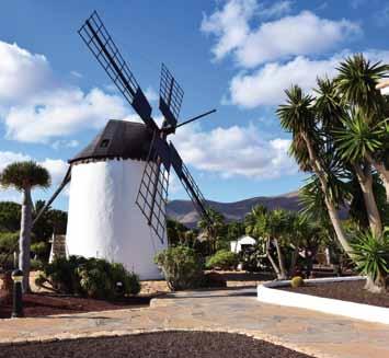 FUERTEVENTURA El Cotillo Teskně krásná je krajina