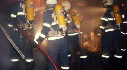 Příčinou vzniku požáru byla technické závada elektroinstalace NN přechodový odpor na světle v sauně. U 3,000.000 Kč 27.6.2005 v 19.