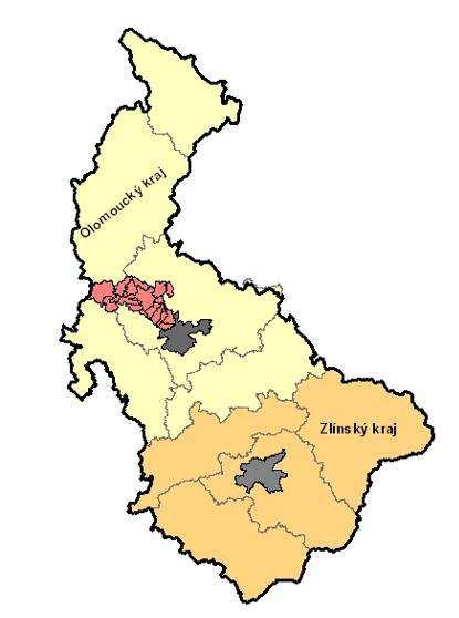 spojnici tří typů území nížinatou oblast Litovelského Pomoraví, kde se nachází obce příměstského charakteru (Křelov Břuchotín, Horka nad Moravou, Skrbeň).
