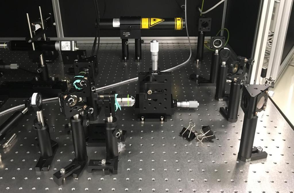 V nadcházejících měsících začneme rozšiřovat náš R&D tým pracující na femtoiol projektu a hledat šikovné fyziky Co Vás čeká?