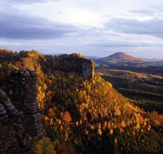 Nationalparkregion Sächsisch-Böhmische Schweiz www.lanu.