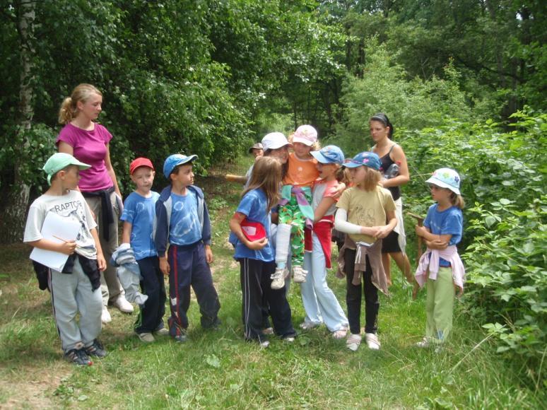 Babičky: Mizí nám toaleťák na záchodě!