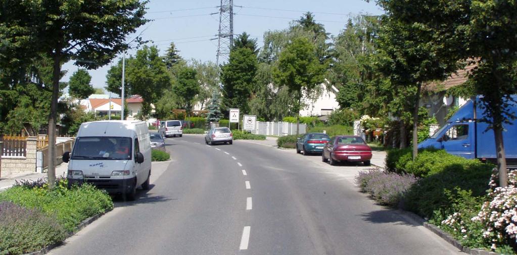 Zásady zklidňování dopravy na místních komunikacích jednoznačné funkčnírozdělení uličních a dopravních ploch, dostatečně široké boční prostory (mimo vozovku), šířky jízdních pruhů nesmějí být