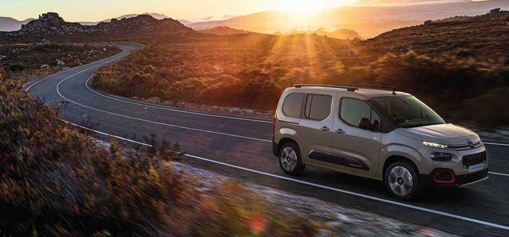 MOTORY VÝKONNÁ ŘADA POSLEDNÍ GENERACE Nový Citroën Berlingo je nabízen s výkonnými benzínovými i dieselovými motory šetrnými k životnímu prostředí a vhodnými do jakékoliv situace, k provozu ve městě