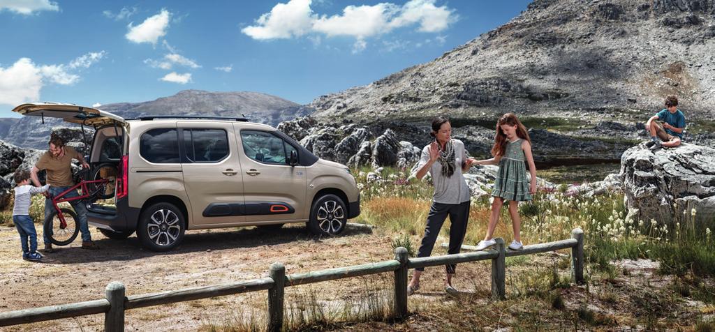 NEPOSTRADATELNÝ SPOLEČNÍK PRO VÁŠ VOLNÝ ČAS VÍCEÚČELOVÝ, PRAKTICKÝ A PROSTORNÝ Nový Citroën Berlingo je dokonalým vozem pro sportovně založené rodiny, cyklisty, turisty a