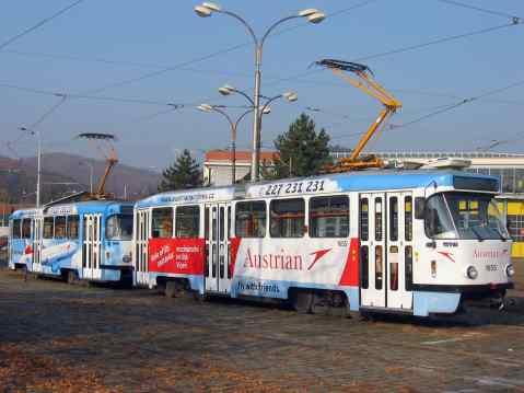 CELOPLOŠNÁ REKLAMA - TRAMVAJE - BEZ POLEPU OKEN 1. rok 2. rok 3.