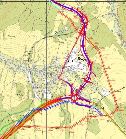 Obrázek č. 20: Kumulace vlivů staveb kolem Svoru [7] Ke kumulaci vlivů dochází právě u varianty č. 2 (na obrázku modře), která se ke komunikaci a okružní křižovatce blíže přimyká.